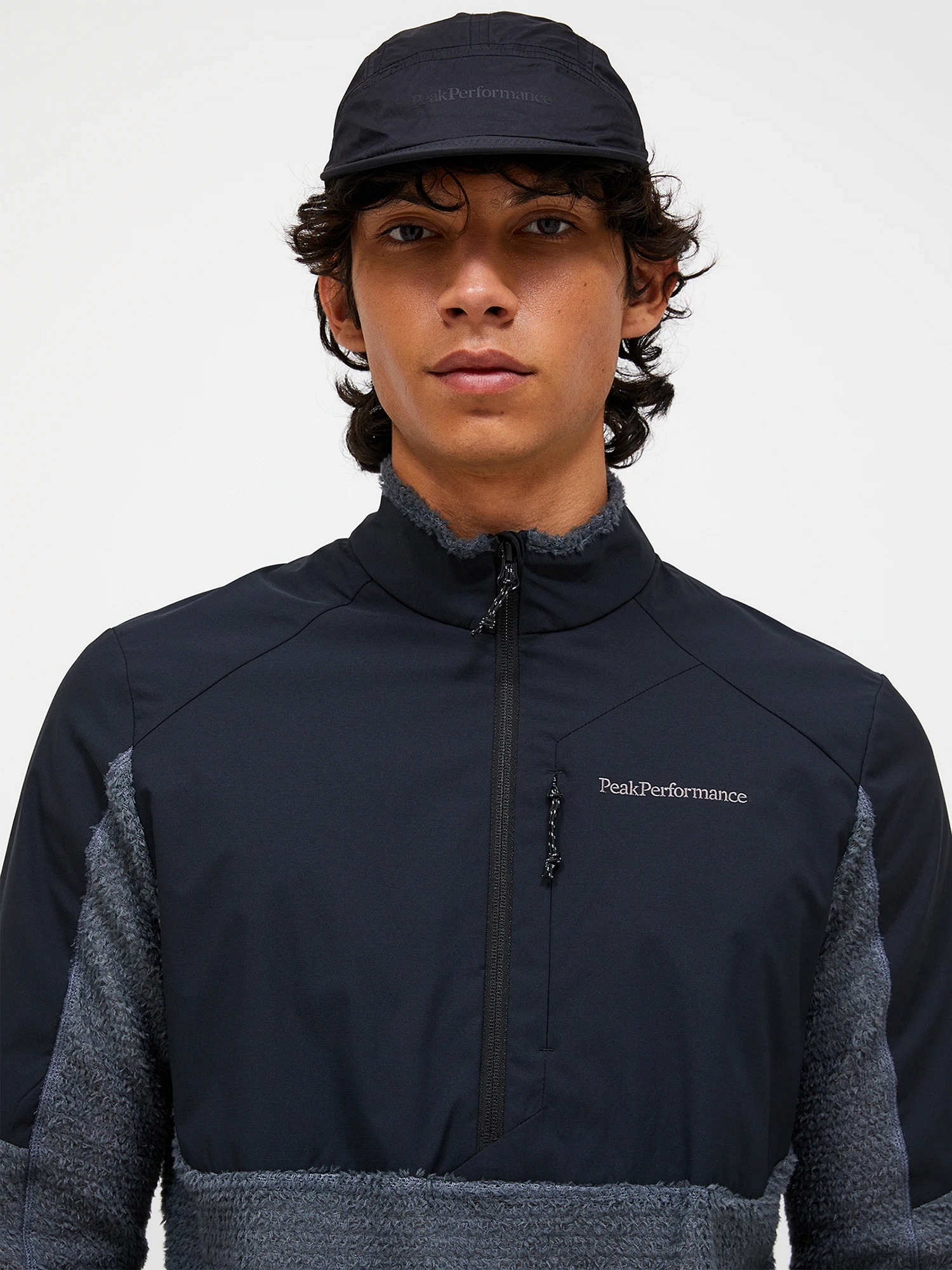 M Freelight Alpha Half Zip (FW25) - Peak Performance Whistler